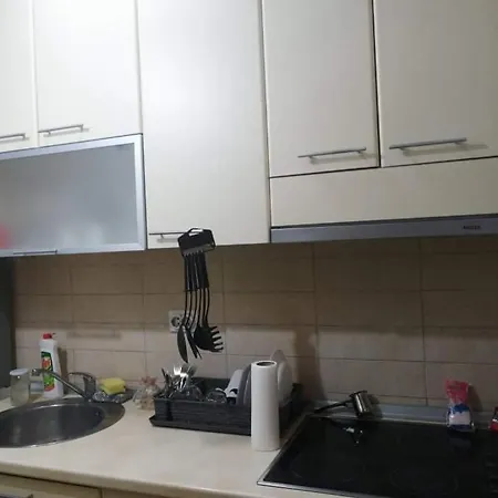 Center Apartment *